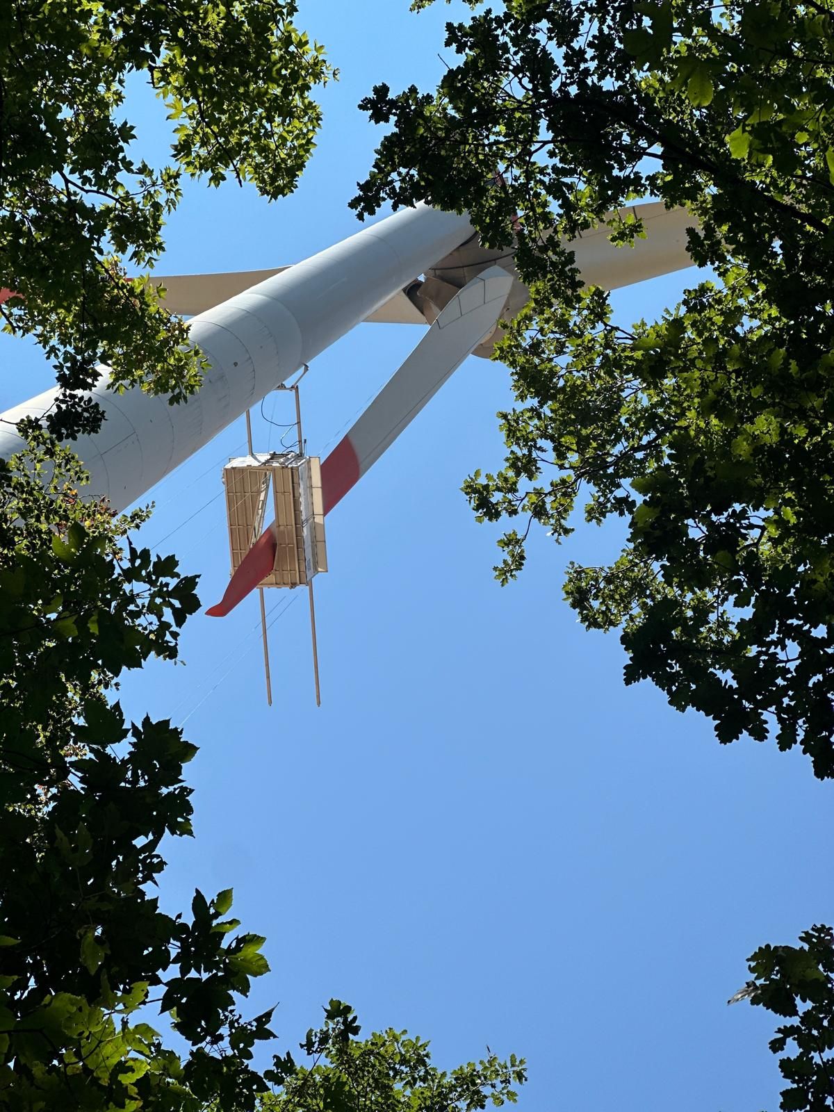 Rotorblattbefahranlage an einer Windenergieanlage im Einsatz